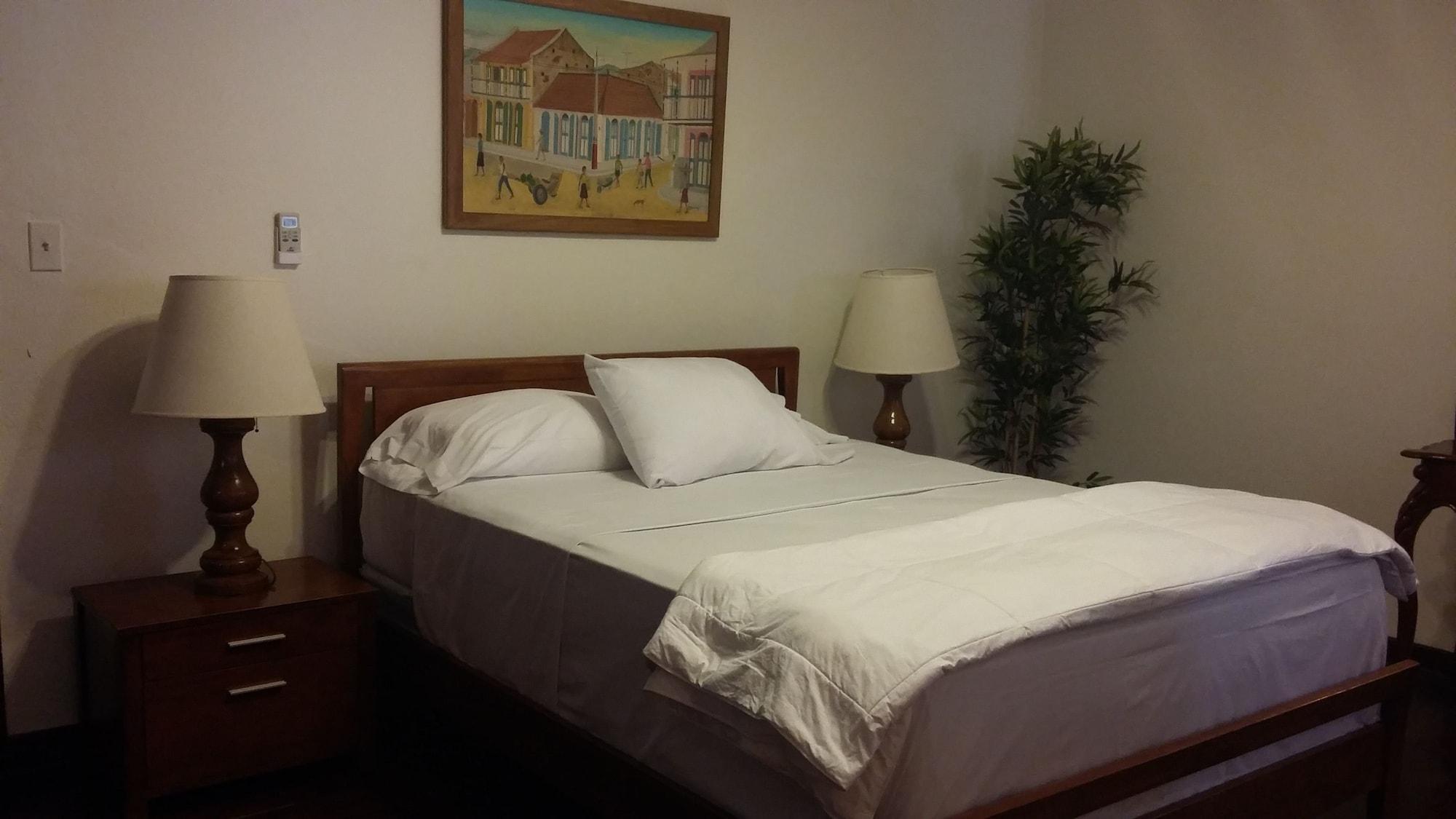 Hotel Mont Joli كاب هايتي المظهر الخارجي الصورة