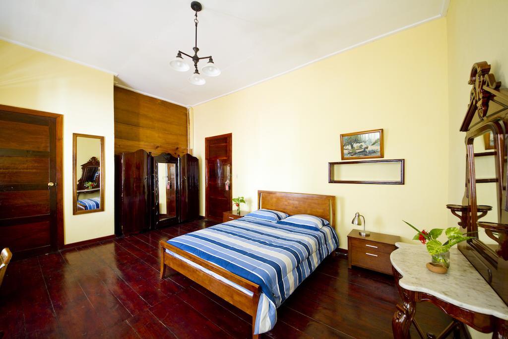 Hotel Mont Joli كاب هايتي الغرفة الصورة